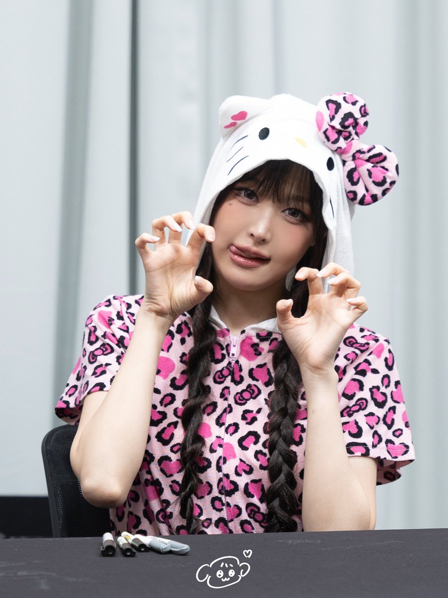 wonder_smn's tweet photo. #HAPPY_SOHA_DAY

민하야 생일 축하해🎂
오늘은 누구보다 행복한 하루였으면 좋겠어💕

#소하 #세이마이네임 #SAYMYNAME https://t.co/0j5UMFPKfI
