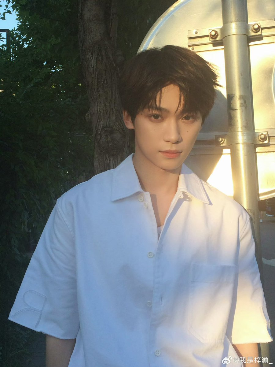 iampk_z's tweet photo. [260726] ZiYu Weibo Update (1/2)

Recording this moment! ☁️☁️☁️

#ZiYu #梓渝 https://t.co/YKIxfcCZM5