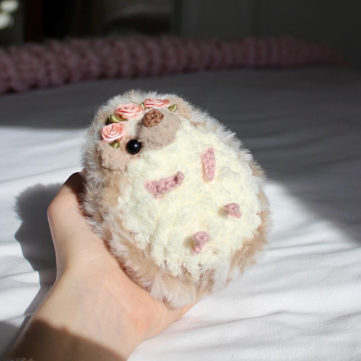 LisaPearsok57b's tweet photo. ˗ˏˋ Checkpoint 3 Recap: Baby Chick CAL ˎˊ˗

Last week, crocheters in our Baby Chick CAL completed their adorable chicks! we’re so proud of everyone who participated and can’t wait to see these handmade pieces bring comfort to cancer patients through Crochet4Cancer.… https://t.co/plMDSRNfb2