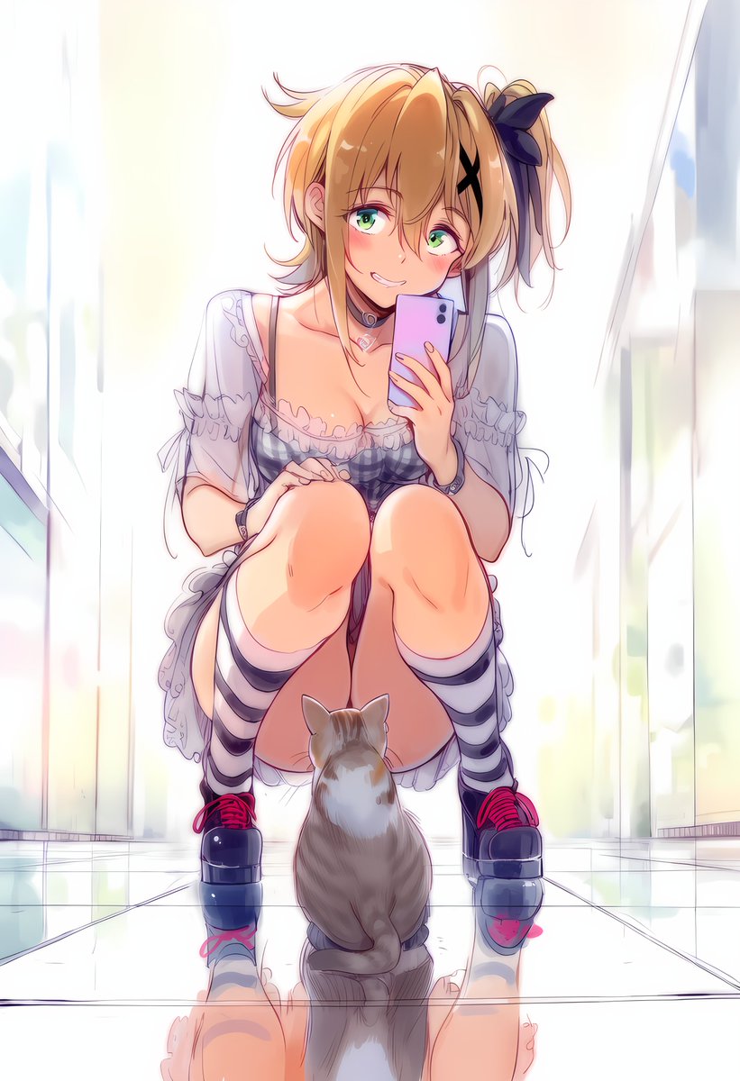 okatyansan's tweet photo. 路上で猫を見つけて写真をとる切ちゃん(*‘ω‘ *)
（猫さんは謎のガードの役割をしております）
#symphogear https://t.co/nh9WWISSsF