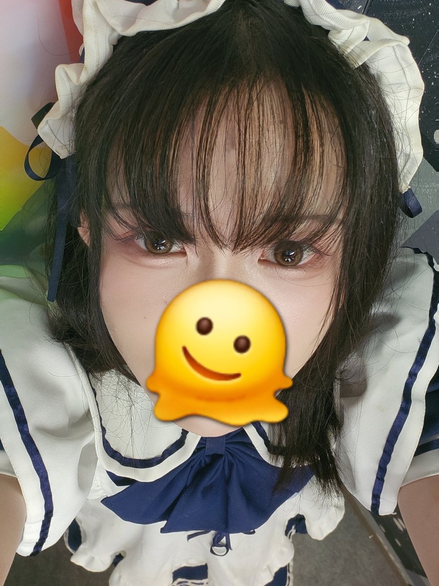 yuri_NEWTYPE's tweet photo. 暑すぎ！って思ってたら雨！！！
ひいぃぃぃぃいぃいいい！！！！！

……私は本日18時くらいまでいますから、逢いに来てください… https://t.co/ihjYb3U3LY