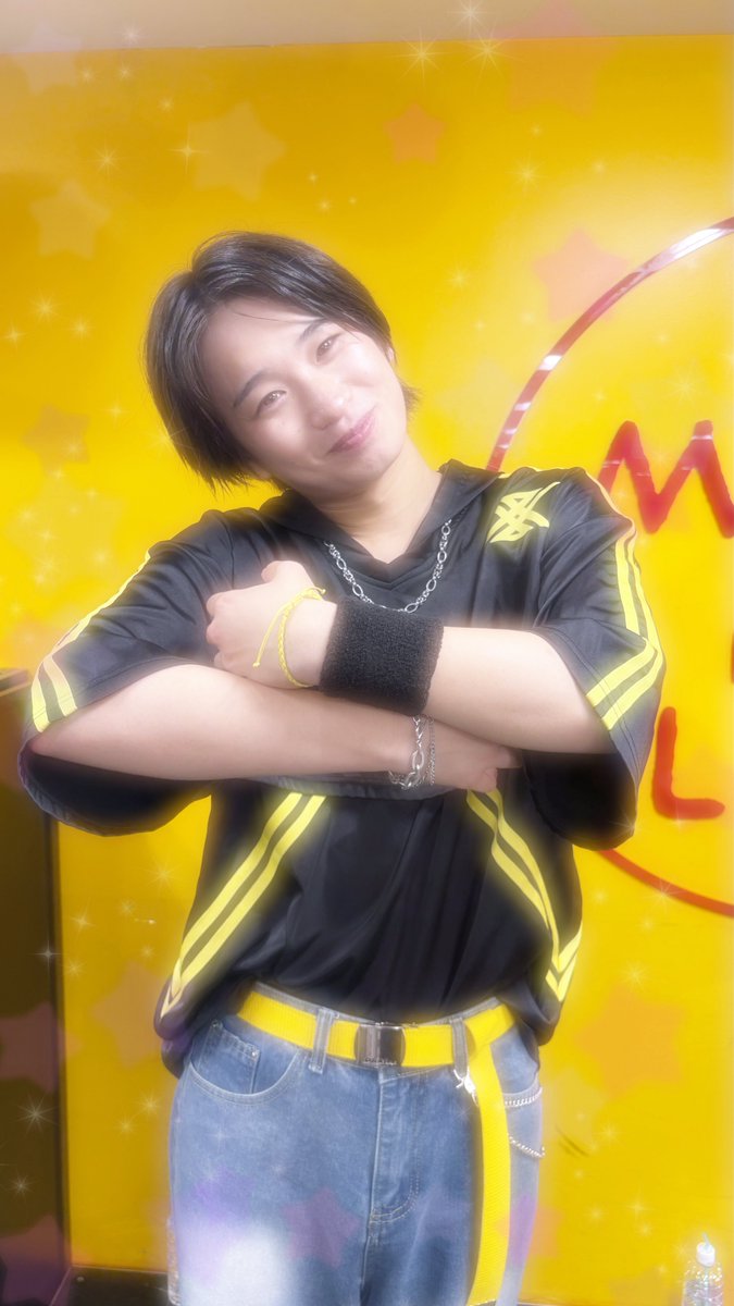 namacreamppi's tweet photo. 🐝2026ねん7がつ25にち🐝
推しにストロー持たせてみた。
うでちょんぱ して ストロー入れて腕戻した‼︎
非常に さいこぱすꉂꉂ(ᵔᗜᵔ*)ｧ,､'` https://t.co/f4yDpUafES