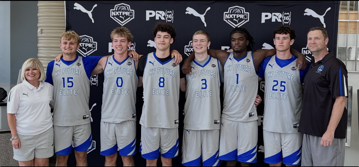 KYFutureElite27's tweet photo. Huge thank you to an amazing group of players &amp; parents. We appreciate your support &amp; dedication these past 4 months. Good luck in your high school seasons. Play Hard, Play Smart, Play Together….the KY Future Elite Way. 
@kentucky_future 
@PRO16League 
@NxtProHoops https://t.co/27uicB3okH