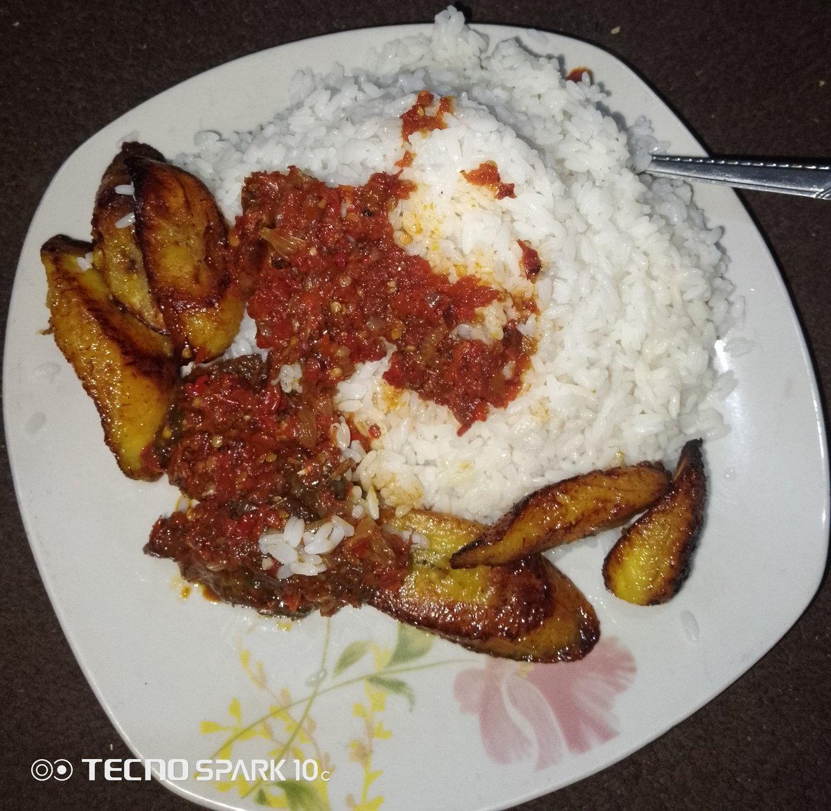 tani46982's tweet photo. *When you've done something wrong, admit it and be sorry. No one in history has ever choked to death from swallowing his pride.*✌️

T.S Ayodele ✍️✍️ https://t.co/FxMCOtHjhO