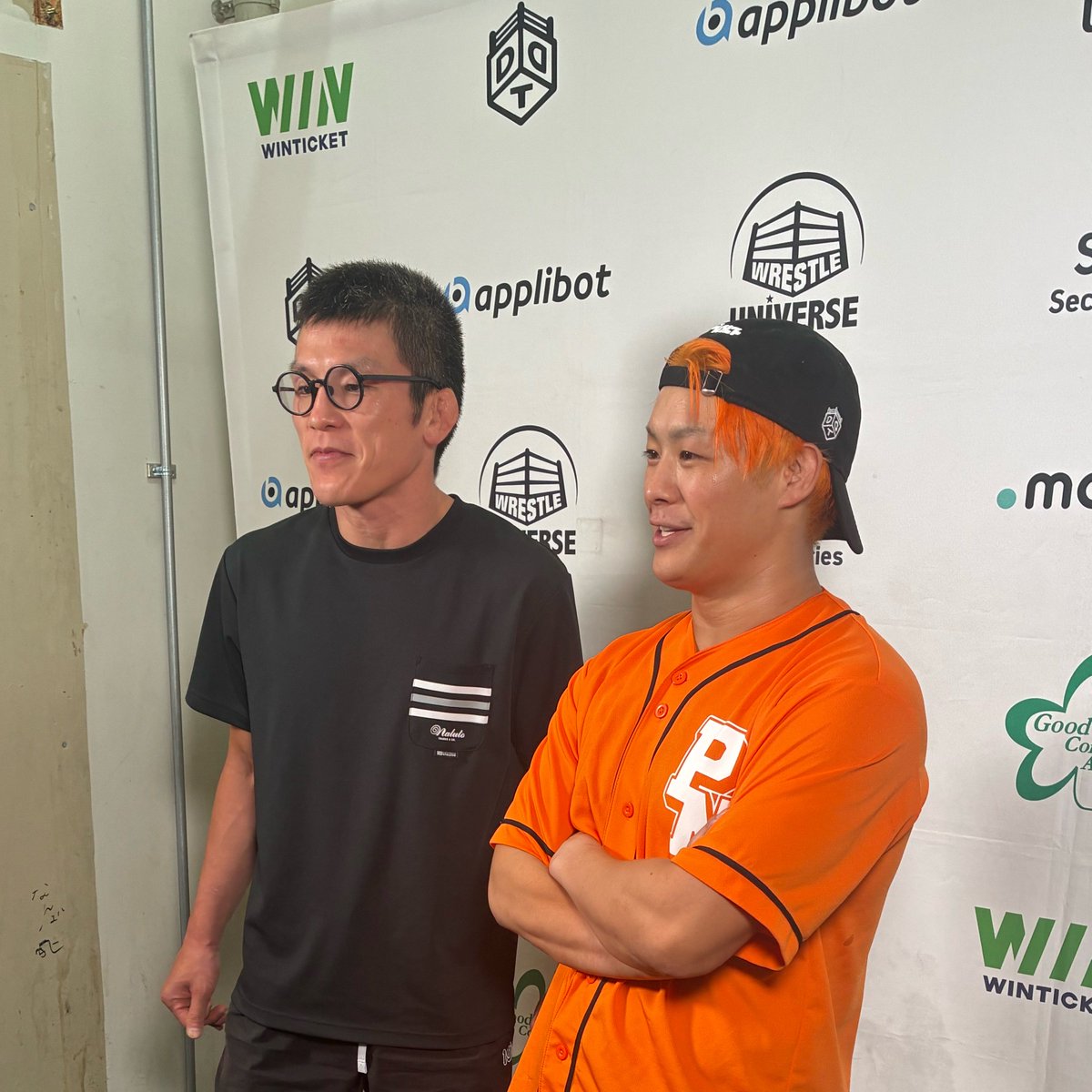 maeda_tospo's tweet photo. 【速報】青木真也選手と宮脇純太選手のアピールを受け、DDT8・11両国大会でKO-Dタッグ王者のクリス・ブルックス選手&amp;HARASHIMA選手への挑戦が決定しました。青木選手は9月の超RIZIN出場を前に8月にもビッグマッチでタイトル戦に臨むことになります。詳細は後ほど。みんなで読もう、東京スポーツ‼️ https://t.co/WuvzJfTXoV
