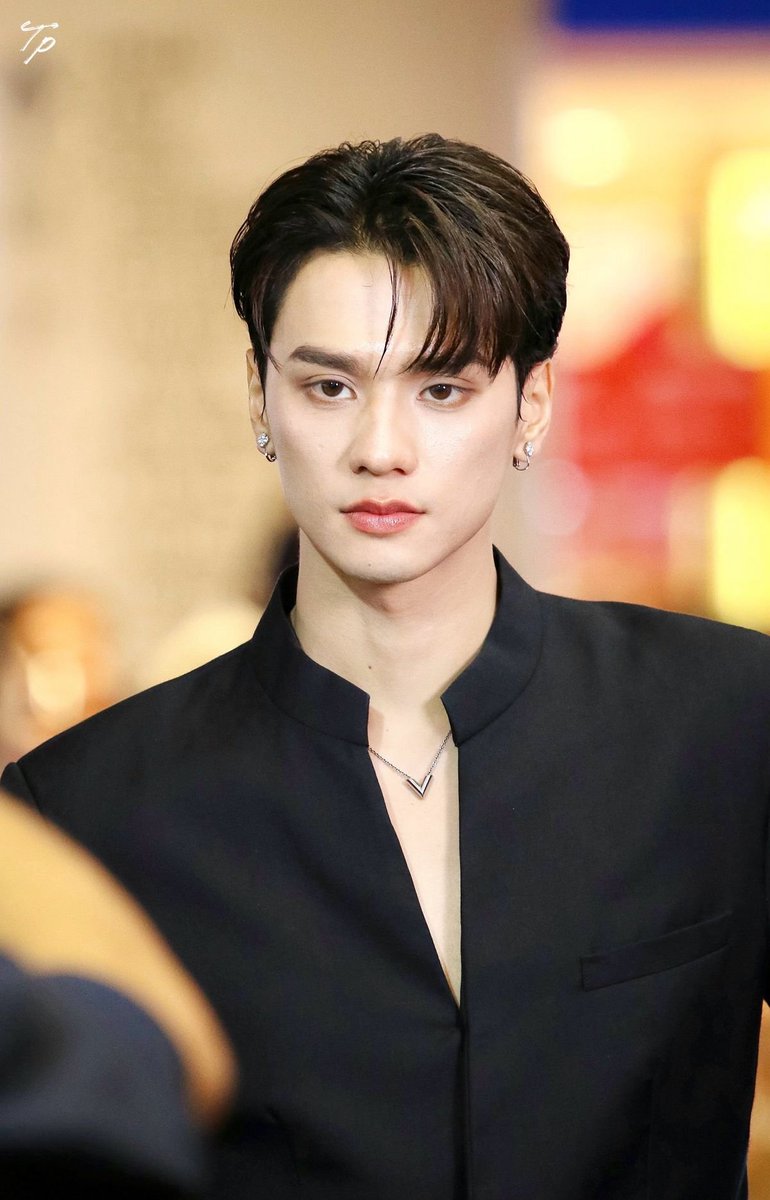 bmyx___'s tweet photo. ขี้งอนนัก https://t.co/7UvsMB8bBg