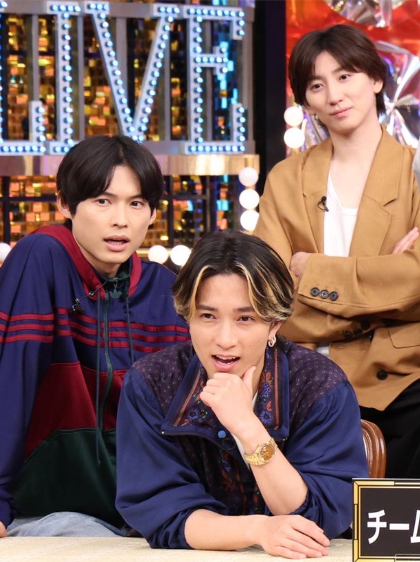 hokupipic's tweet photo. ゲームに必死な双子のほくじゅりとそれを見守るお兄ちゃんの大我に見えるとても良い3B。 https://t.co/8WxLZrAORX