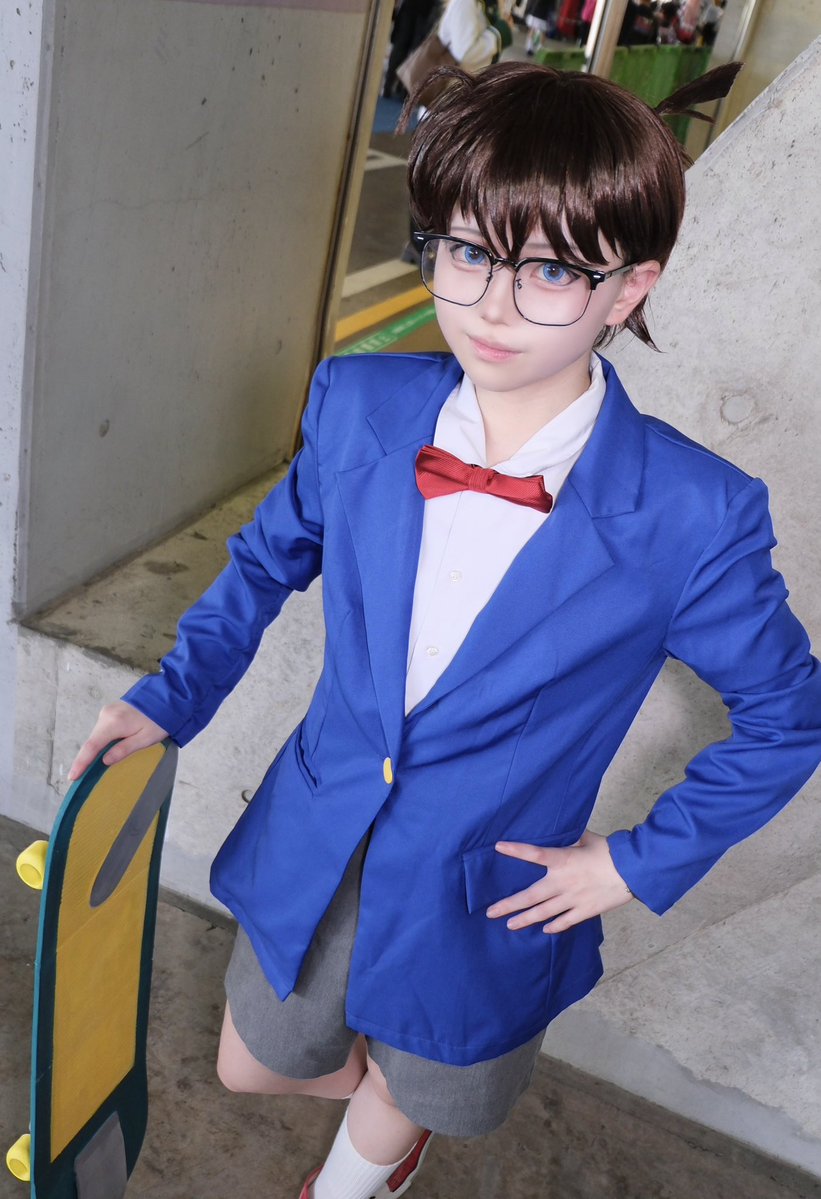 cosibahu's tweet photo. cosplay

江戸川コナン 👓🛹 https://t.co/22QTOju0Tz