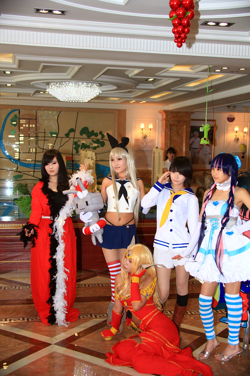 TerrellTigrkfz's tweet photo. 今天漫展解锁新场景！手办、coser、周边逛到停不下来，快乐值直接拉满～ https://t.co/hoK1h4fGKv