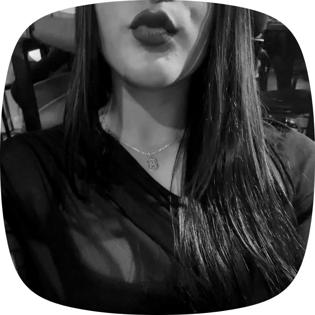 _mr015_'s tweet photo. 🌚💋 https://t.co/glm2cmdDh4