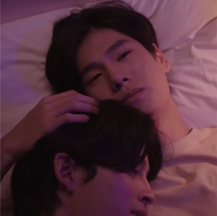 seongsgf's tweet photo. different series, same emotions

#PeachAndMeSeriesEP3 https://t.co/I27J3hAp5a