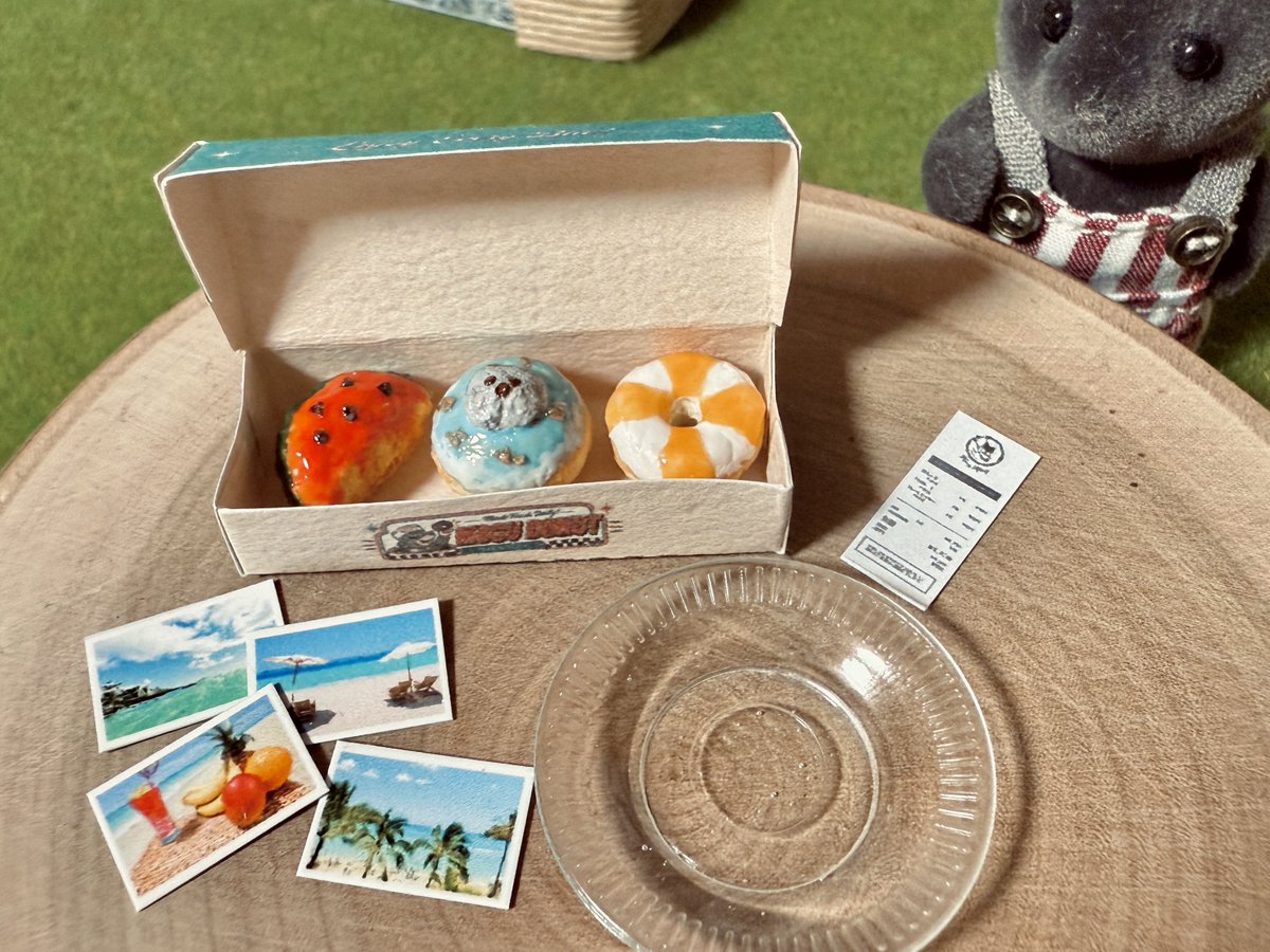 many_merry_'s tweet photo. スイカの販売に合わせて、前回売り切れたダックアイスセットと海のドーナツセットも18:00より再販売します❣️

暑い夏をミニチュアでも感じましょう♪
よろしくお願いします💕

https://t.co/tKwlieN25H https://t.co/NPyvLLA7fj