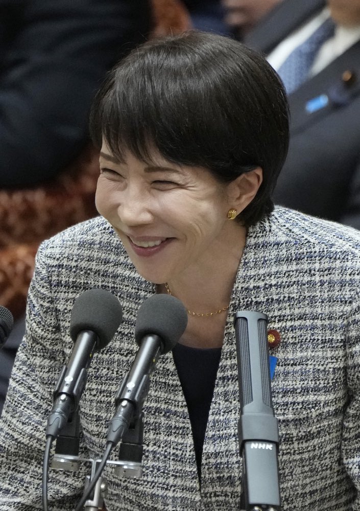 Tanakaseiji14's tweet photo. 一刻も早く！
辞めて欲しいって思う人！
🙋‍♀️！ https://t.co/e4Uh9F6jNC