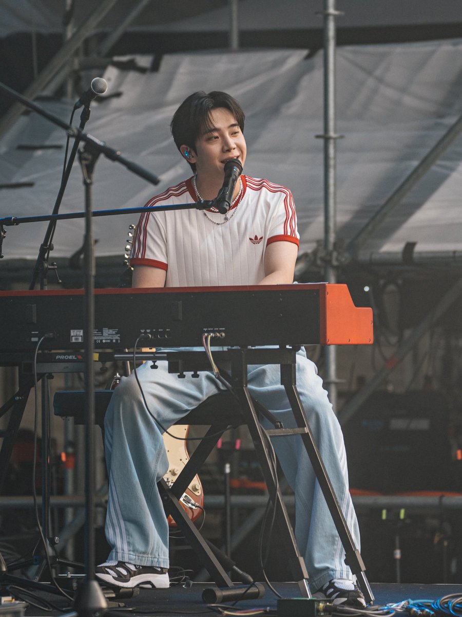 gvd0011's tweet photo. Serving visuals and energy on Day 1 of One Universe Festival  x Adidas🔥🤙 https://t.co/ixnVWaOTGa