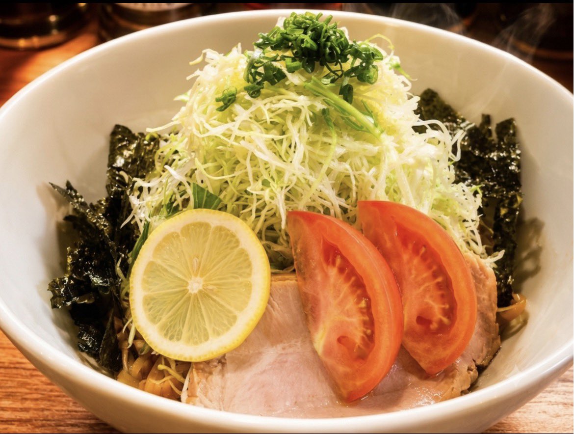 JOECOOL521853's tweet photo. 7月26日(日)
いつもありがとうございます、JOE-COOLです。

日曜ですが今日もお店開けます。

「休みの夜、ちょっとだけゆっくり飲みたいな」
「ご飯作るの面倒だから食べに行こうかな」
そんな皆様、お待ちしております。

早く開けてよ〜って方、いらっしゃいます？ https://t.co/B2fU2nhmXi
