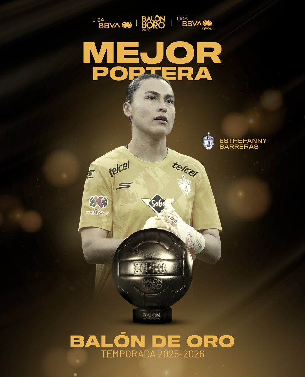 LigaBBVAFemenil's tweet photo. 🧤 Atajada tras 🧤atajada, construyó una temporada TOP con @TuzosFemenil. ✨

Esthefanny Barreras recibe el #BalónDeOro como la 𝙈𝙚𝙟𝙤𝙧 𝙋𝙤𝙧𝙩𝙚𝙧𝙖 de la Temporada 2025–2026. 🤩🏆 https://t.co/wimsVFTIGA