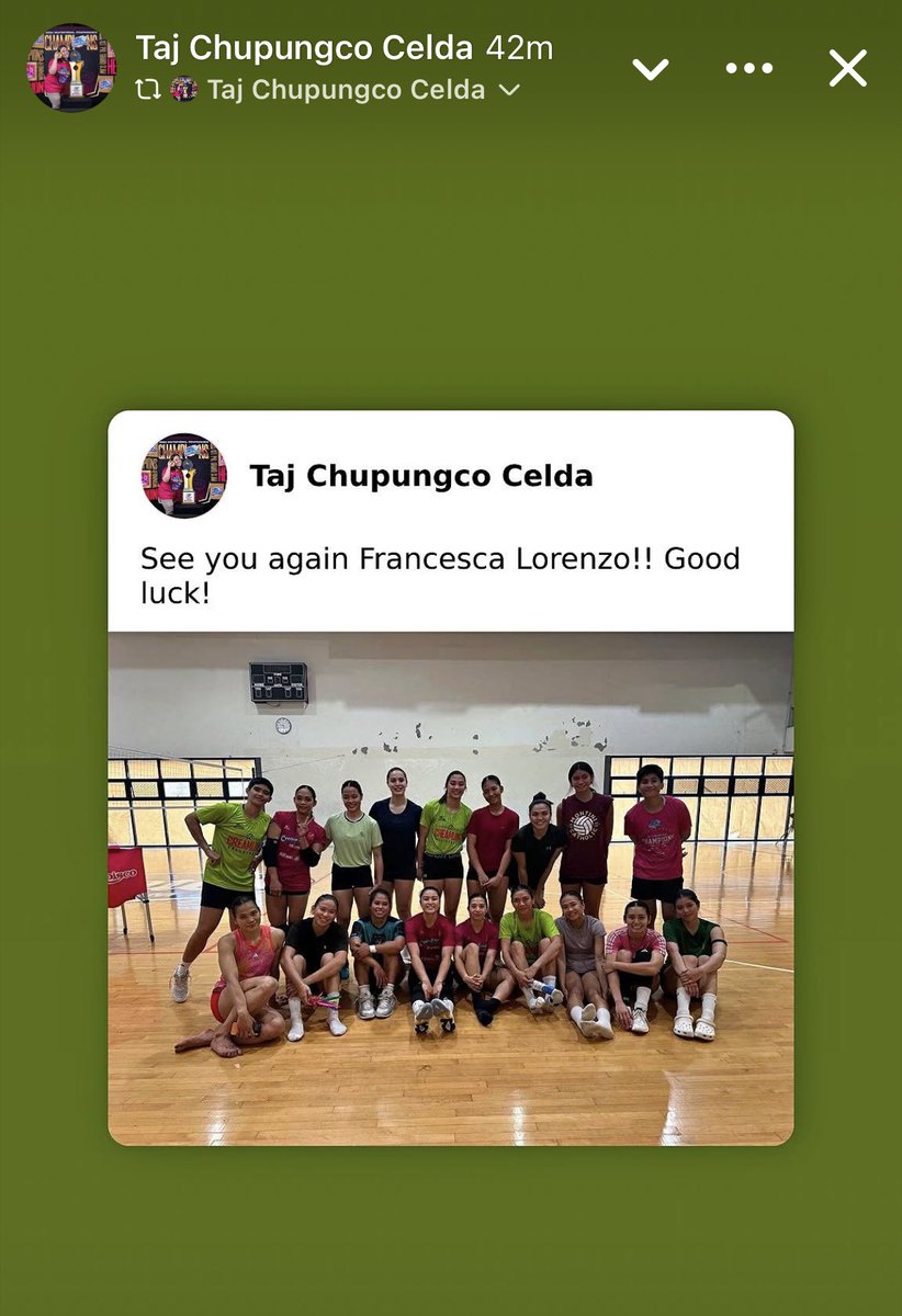 aicille73's tweet photo. Me nakitraining sa Creamline from Montini Catholic sa Illinois 🥰🥰💖✨ Got this from Momshie Taj sa profile nya #CreamlineCoolSmashers #AlyssaValdez #JemaGalanza #MicheleGumabao #BeaDeLeon https://t.co/EDnjiZdwco