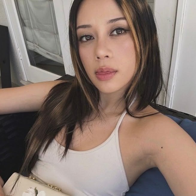 hanna vampirona linda ॐ tweet media