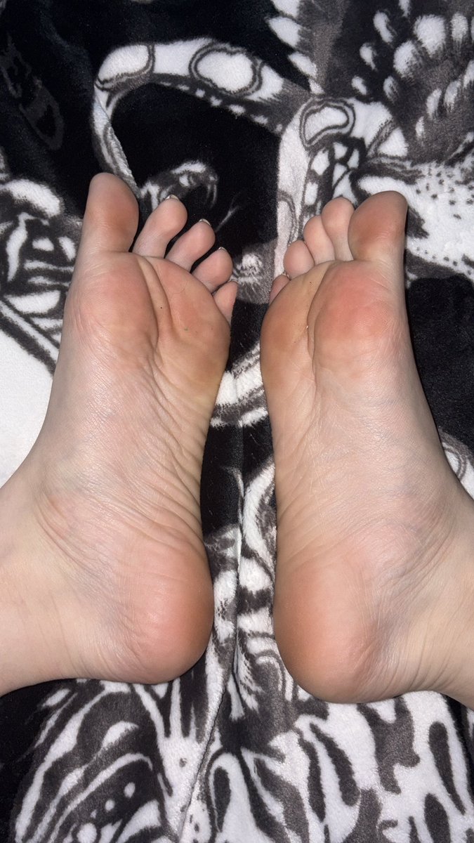 FawnsFees's tweet photo. beautiful soft soles …

foot feet content seller worship admire https://t.co/dYBZMEM1Sf