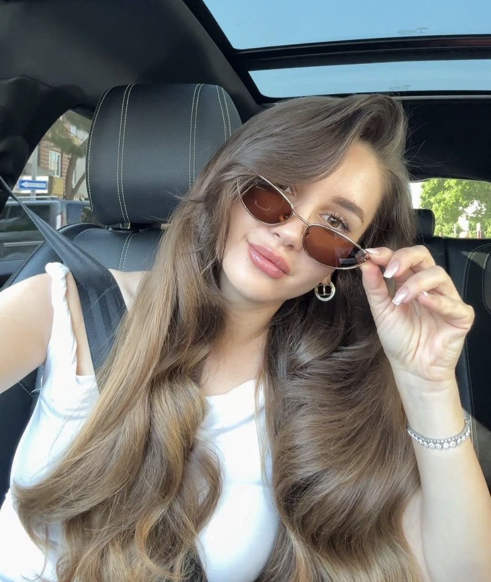 yavsizenne's tweet photo. Günaydınnn🌺🌺🌺🌺 https://t.co/pHfdGCpE5b