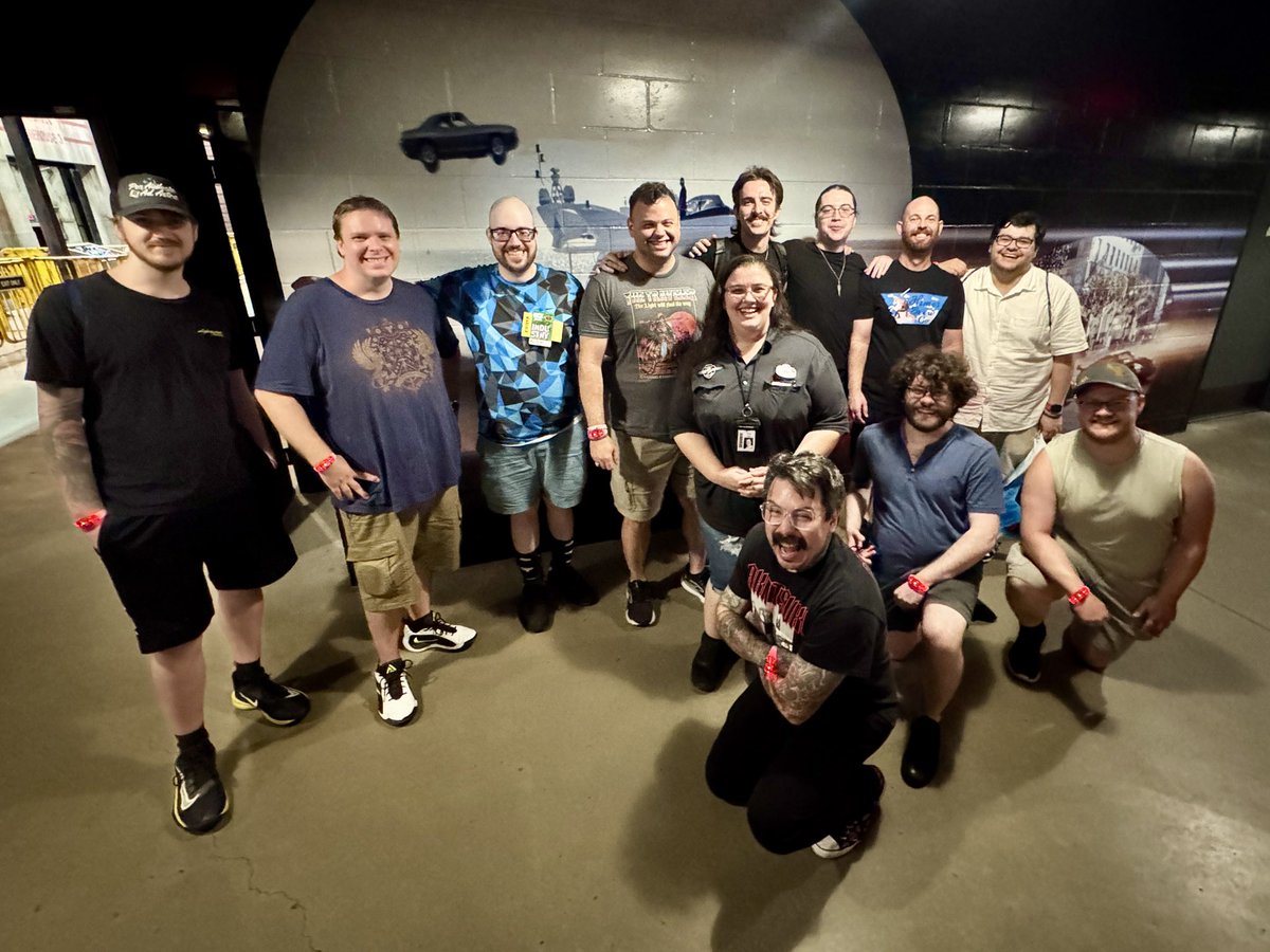 MoltenSlowa's tweet photo. Shoutout to Gina at the Fast and the Furious ride. We all yelled "FAMILY" so loud in response that she got jump-scared. 😂

She was great and took a photo with us afterwards! #UOFistBump https://t.co/ZkGkmTZR8X