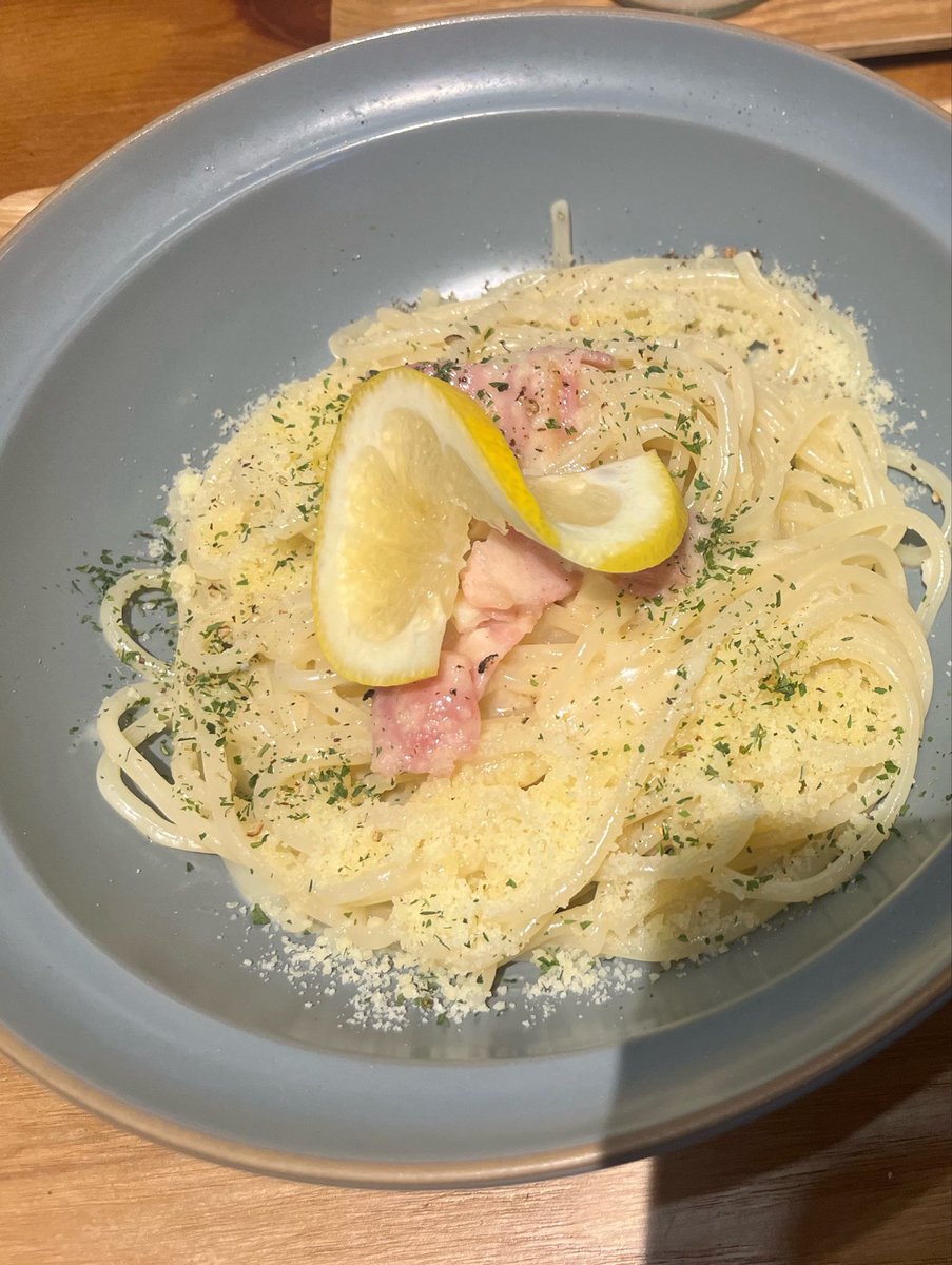 elena_can_fly's tweet photo. あのね、3階の #cafeDODO
さんのもちもち生パスタめちゃ美味しかったよー!かためのプリンも🩷
#オタクによる反戦プラカード展in名古屋 https://t.co/navFKSWJoI