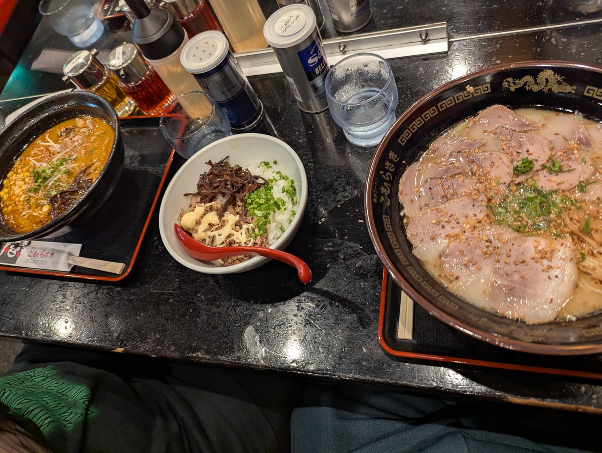 mitudan5's tweet photo. 取った宿の隣にあったので寄ってきました https://t.co/B5MyKGgGGf