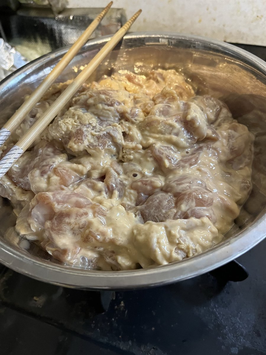 _noa_ssbu's tweet photo. これから、祭りの、休憩で食べる。
唐揚げを作りますよっと🍖 https://t.co/UxpTx6HVtJ