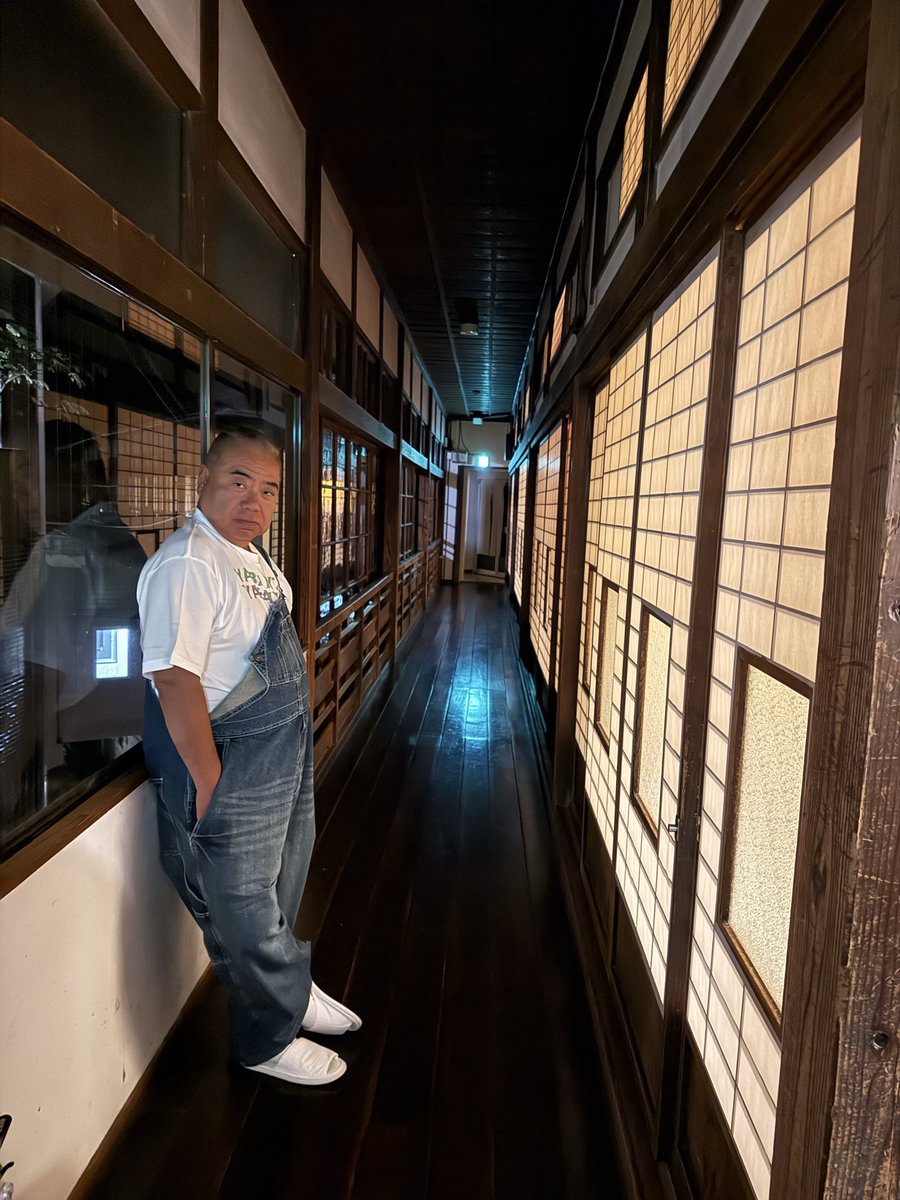 ichijoh1428's tweet photo. 東京では9月19日(土)18:30〜放送。テレビ東京「出川哲朗の充電させてもらえませんか？」がマッチと一緒に来てくれた🙋‍♀️大歓迎🤗TVerなら全編見れます🙋‍♀️
#テレビ東京　#出川哲朗の充電させてくれませんか　#近藤真彦　#時音の宿湯主一條　#THE_YUKAWA一條支店  #白石市 https://t.co/dD365Z5bDc