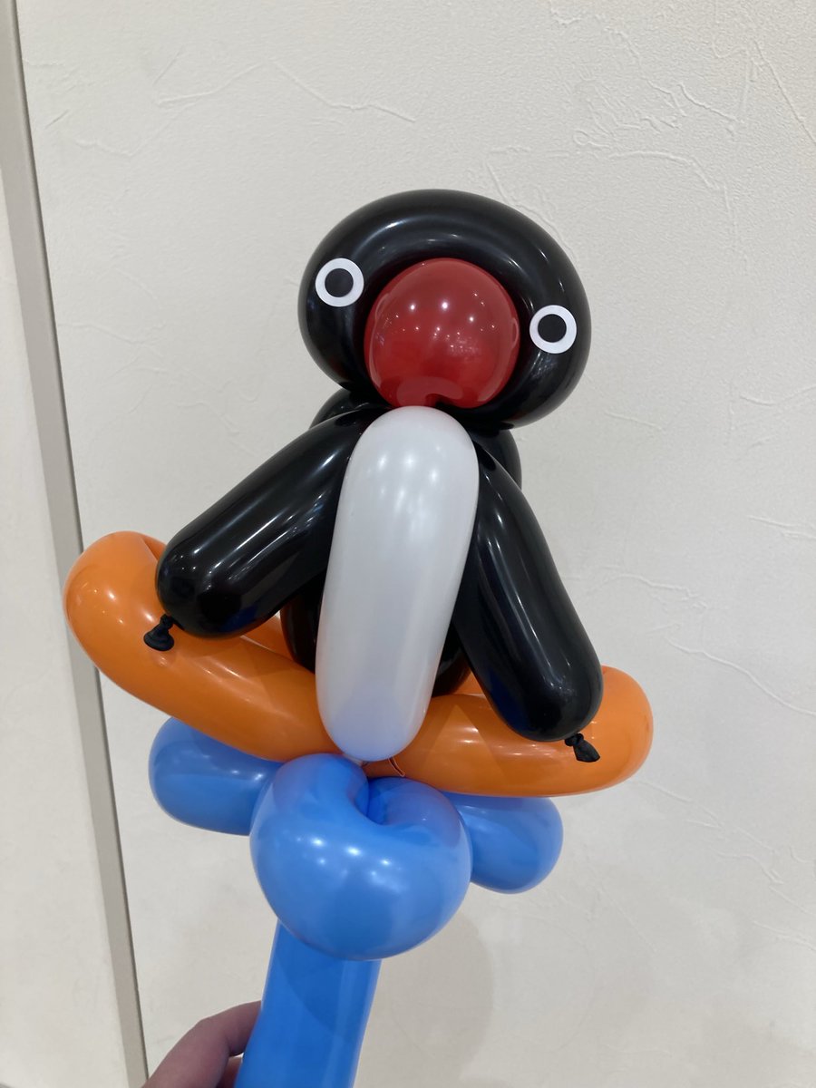 pingu_a_pinga's tweet photo. 今日はピン活
友だちから教えてもらったので遊びに来たんだけど、想像以上に楽しかった！
風船作ってくれるお姉さん凄すぎる

#ななきっぷ https://t.co/1YFHmcrS4r