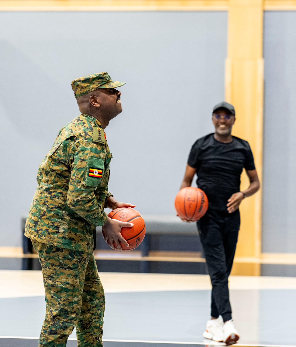 AndrewMwenda's tweet photo. Playing basketball with the president of Rwanda @PaulKagame and the CDF of Uganda @mkainerugaba. The messes I made would win me a sport in the Guinness Book of World Records as most disastrous player of all time https://t.co/s3dMSafPvY