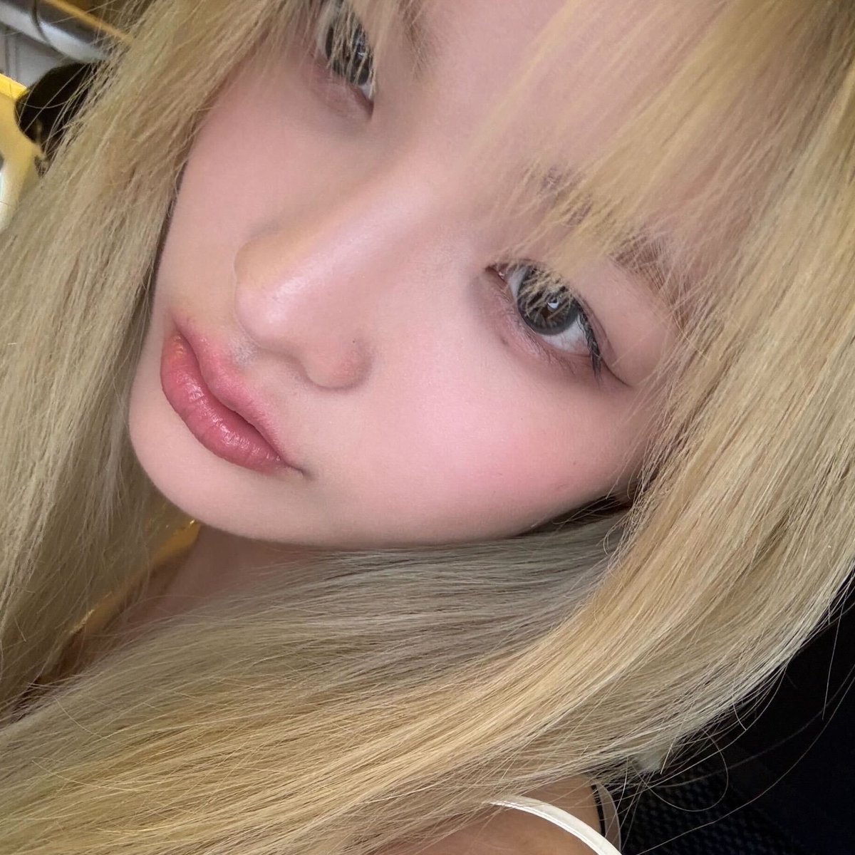yyyyyayam's tweet photo. 이 시기 셀카 ㄴㅁ조아 ㄴㅁㄴㅁㄴㅁ https://t.co/u58mkLaXiM