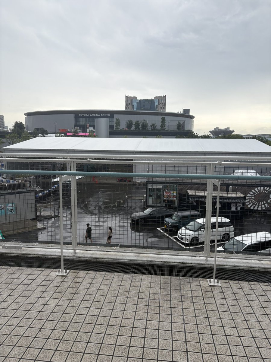 もね tweet media