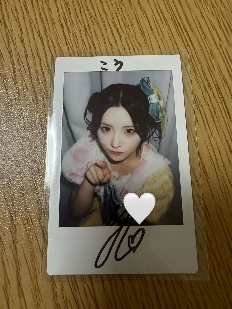ここちゃんのオン特来ました😊 初のサイン入りチェキ可愛すぎる