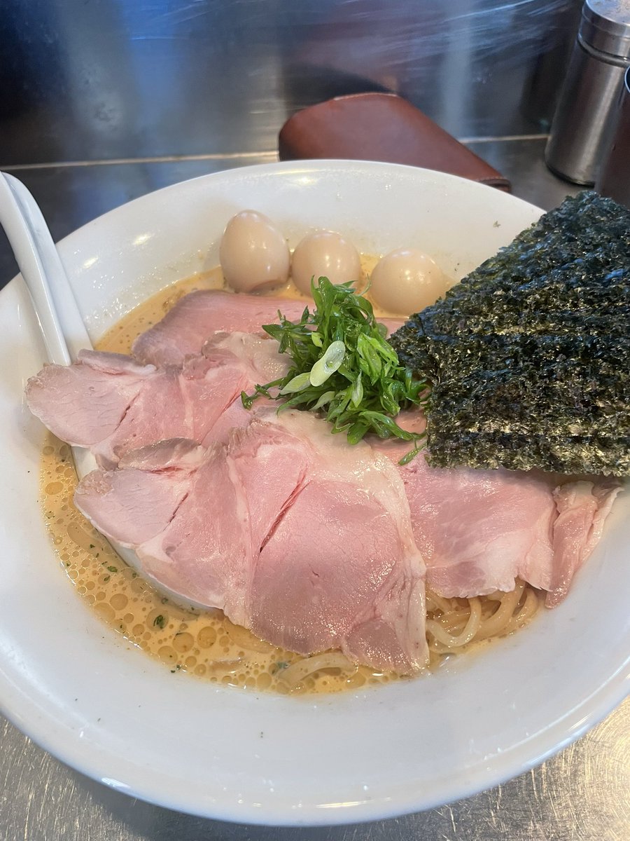 mh_works2's tweet photo. 冷製雲丹ボンゴレ＋深い愛　77杯目

火曜日ぶりに参上！

破門ギリギリで食う雲丹が美味いんだな。 https://t.co/mCD5tknSFZ