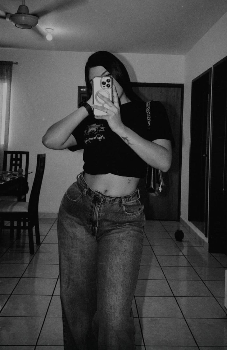 MistressAliya5's tweet photo. Are you weak yet https://t.co/GvW2FfEEKP