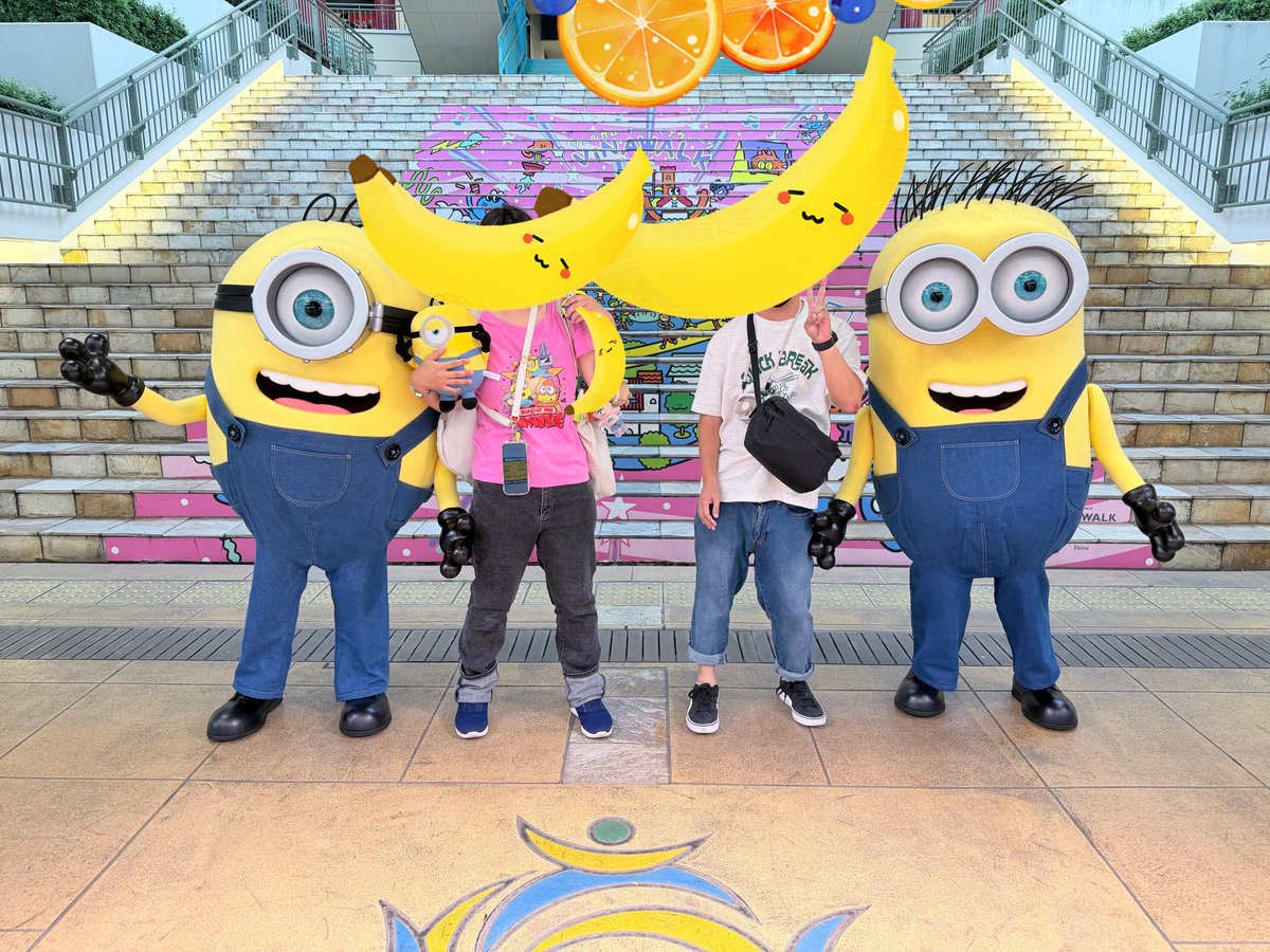 SaanyanCoco's tweet photo. #ミニオンズアンドモンスターズ
#ミニオンズとモンスターズみつけたキャンペーン
#ミニオン
#ジェームス
#ヘンリー
やっと逢えた、2人に😭
2人とも可愛かった(*´ω`*) https://t.co/FtxJi98Tht