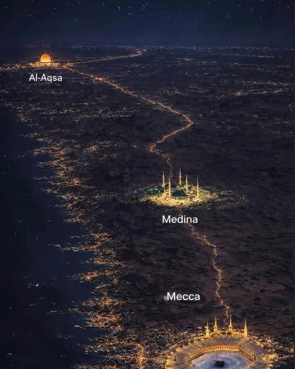 Cool_Ustaz's tweet photo. The 3 Holliest Mosque In Islam.! https://t.co/CKjagm87OM