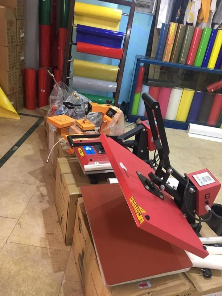 musamagraphics's tweet photo. 🔥 HEAT PRESS MACHINE FOR SALE 🔥

Looking for a reliable heat press machine for your printing business? We have a high-quality heat press available at an affordable price—perfect for T-shirts, jerseys, hoodies, mugs, 

📞 Call / WhatsApp:
0755602261
#PrintingEquipment #Uganda https://t.co/NNIh8ISQ9v
