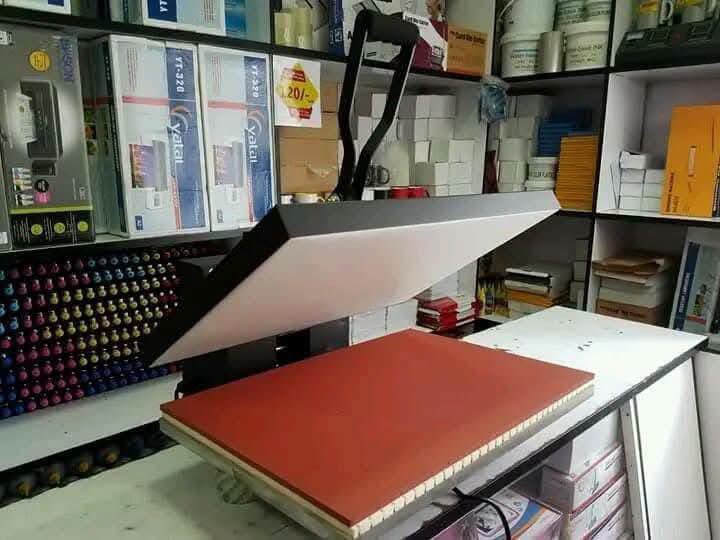 musamagraphics's tweet photo. 🔥 HEAT PRESS MACHINE FOR SALE 🔥

Looking for a reliable heat press machine for your printing business? We have a high-quality heat press available at an affordable price—perfect for T-shirts, jerseys, hoodies, mugs, 

📞 Call / WhatsApp:
0755602261
#PrintingEquipment #Uganda https://t.co/NNIh8ISQ9v
