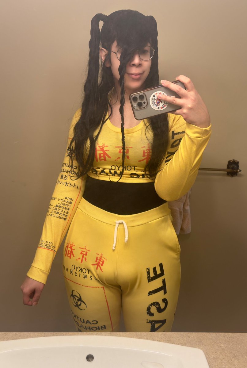 dominatrix36594's tweet photo. I'm trans,do you mind? 🏳️‍⚧️🏳️‍⚧️🏳️‍⚧️🏳️‍⚧️#trans https://t.co/9GJInRgvRg