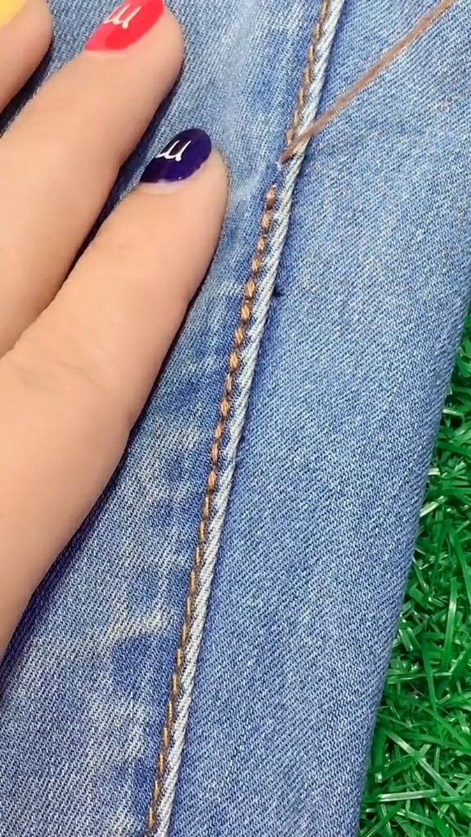 ferken31's tweet photo. Upcycled old denim into a stylish phone pouch—cheap, cute, and eco-friendly! https://t.co/MNFetH9UCJ