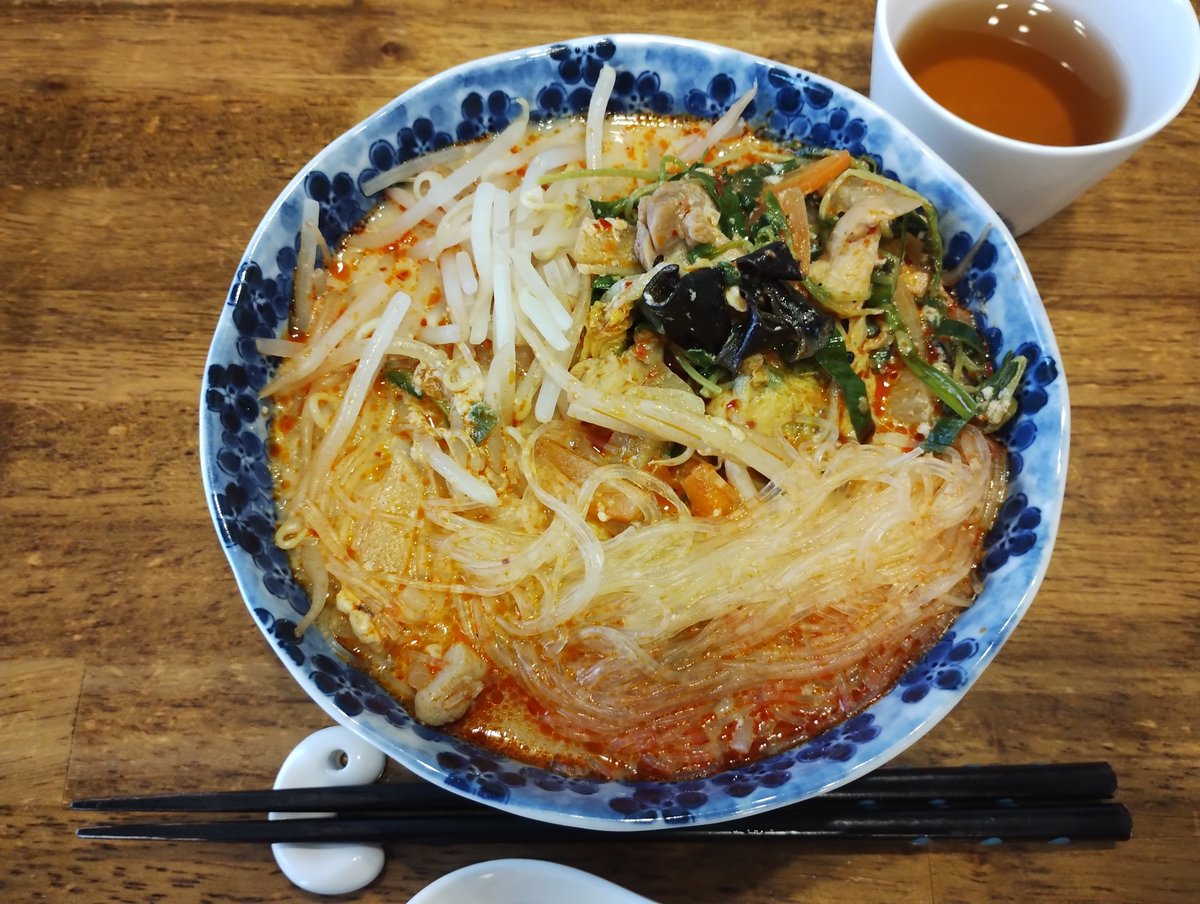 doc_ue's tweet photo. 麻辣湯でランチや〜
#料理男子 https://t.co/XzyHMXMb62