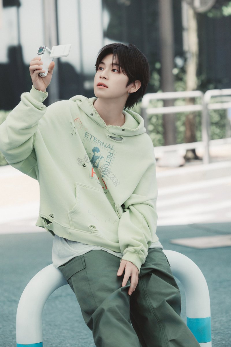 KO1KEYZofficial's tweet photo. 𝗖𝗢𝗡𝗖𝗘𝗣𝗧 𝗣𝗛𝗢𝗧𝗢 #𝟭
￣￣￣￣￣￣￣￣￣
#KOSUKE

DEBUT SINGLE
"KO1KEYZ"
2026.10.07 RELEASE

#KO1KEYZ #コウスケ
#コイキーズ #코이키즈 https://t.co/CQ3YQPfWNm