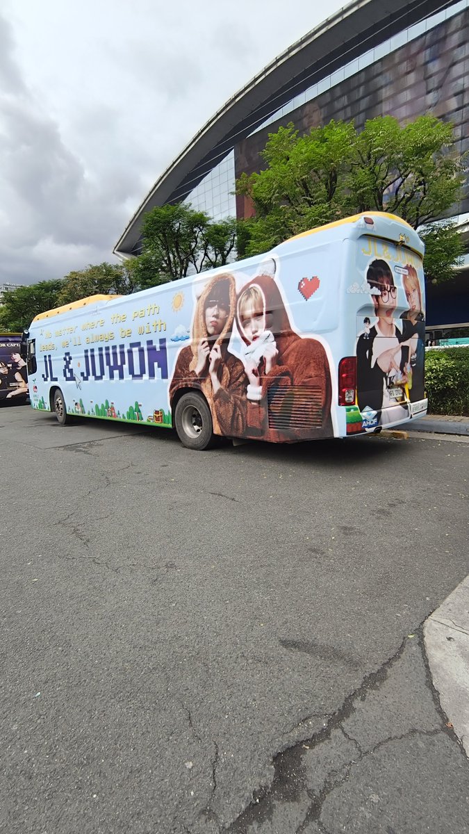 chrisiedhang17's tweet photo. Thank you so much @jewelzfarm for making these project for our dear jewelz. This makes me extra happy even if i will just see them from afar.  #JewelzTadhanaDay2~😉 💎🍒 https://t.co/DU1vxfkF4u