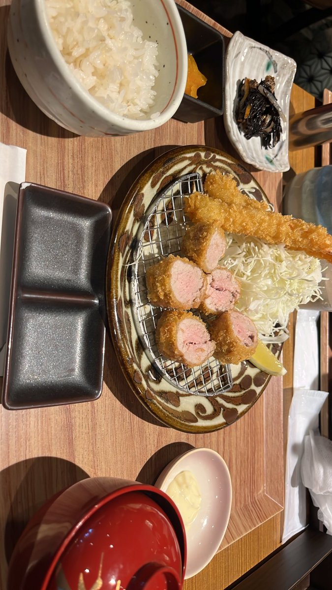 kimu6955's tweet photo. お昼ご飯 https://t.co/CdYIZ83z02