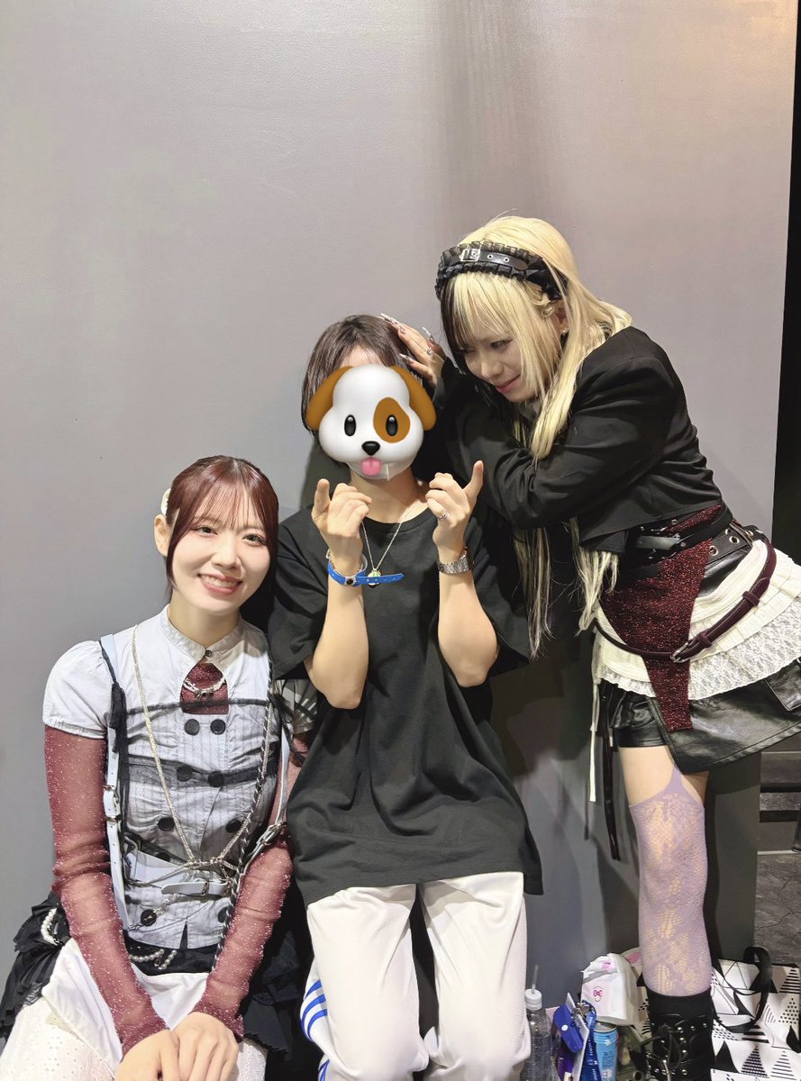 ranran_da4n's tweet photo. 昨日撮ったもらった囲み見せたら家族写真みたいだねって言われたの
誰がどれ？ https://t.co/BeG4lAjru8