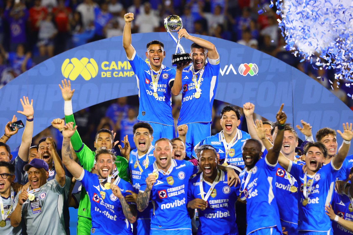 Ruben_Beristain's tweet photo. Cruz Azul 🔵 🚂

CAMPEÓN DE CAMPEONES 2025-26
La era dorada recién comienza en La Máquina 🏆 https://t.co/2MVWbENiut