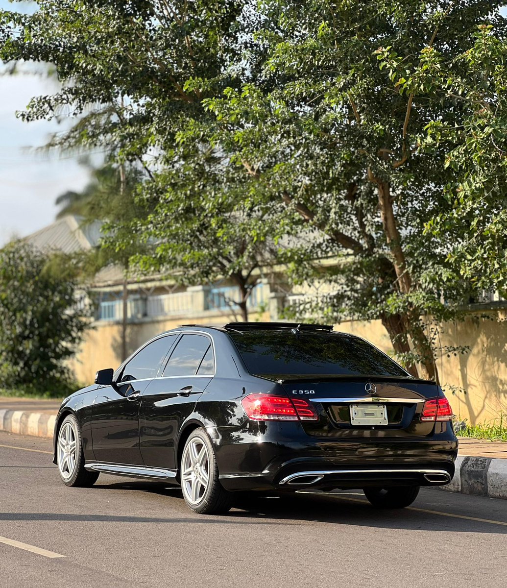 abberhs_17's tweet photo. 🚗: Used, 2014 model Mercedes Benz E350.

🏷️: ₦16,000,000.

📍: Kaduna.

📞: +2349069274163 https://t.co/0HdBjgUr7I