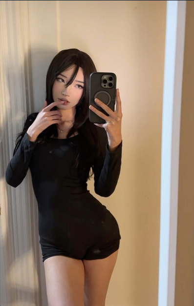 emi07z's tweet photo. meowww worship me cucksss

#cuck #asian #findom #femdom https://t.co/gKrCIyMvqk
